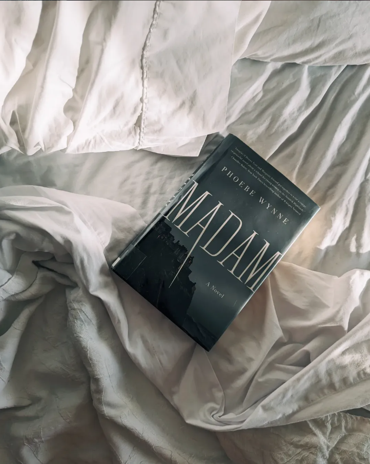 Gothic in the Hotel Bed